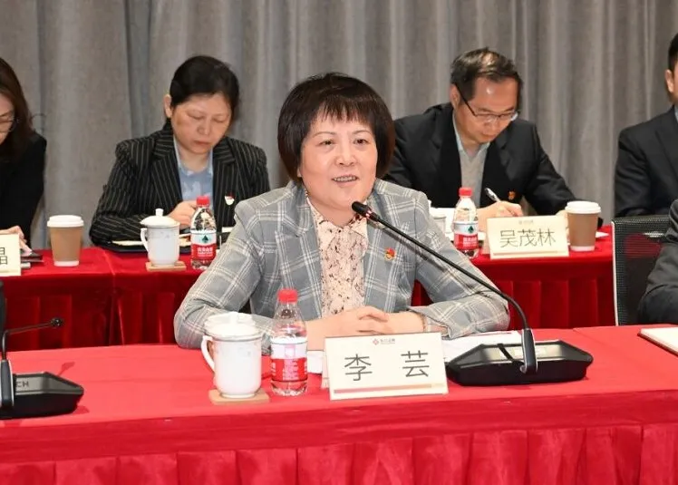 上海报业集团与东方证券签署战略合作协议